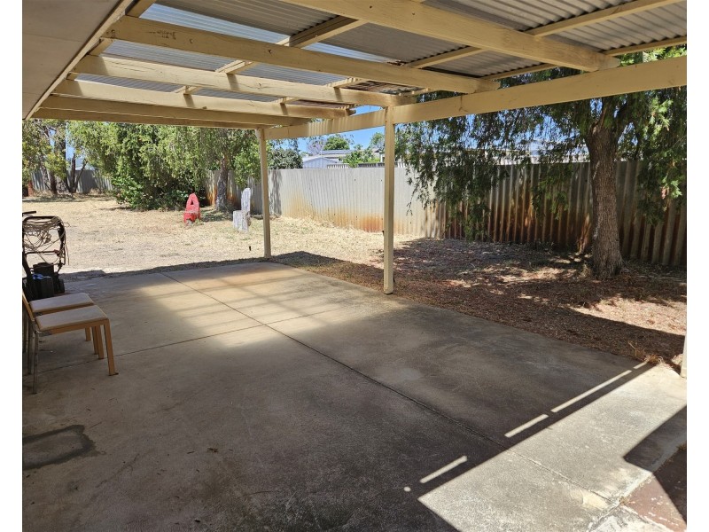 16 Carcoola Avenue, Pinjarra WA 6208