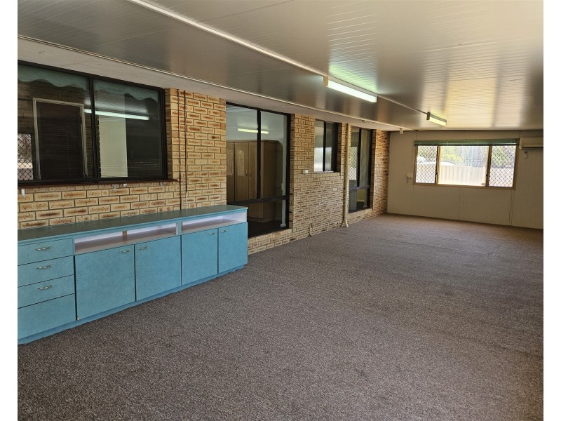 16 Carcoola Avenue, Pinjarra WA 6208