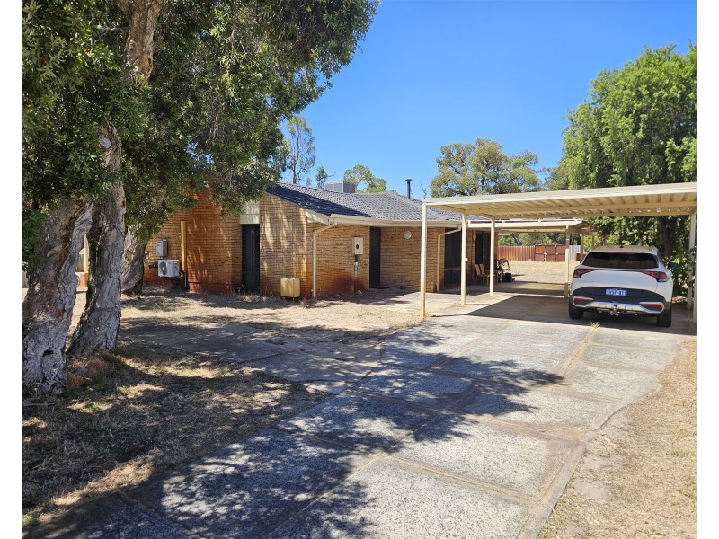 16 Carcoola Avenue, Pinjarra WA 6208