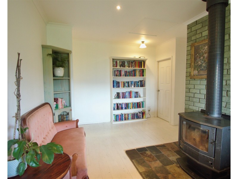 203 Ainsworth Avenue, Chum Creek VIC 3777