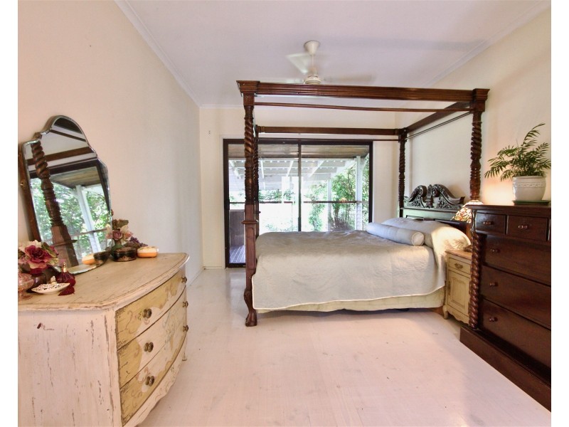 203 Ainsworth Avenue, Chum Creek VIC 3777