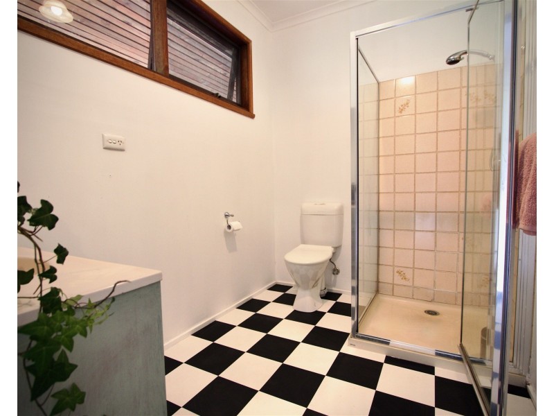 203 Ainsworth Avenue, Chum Creek VIC 3777