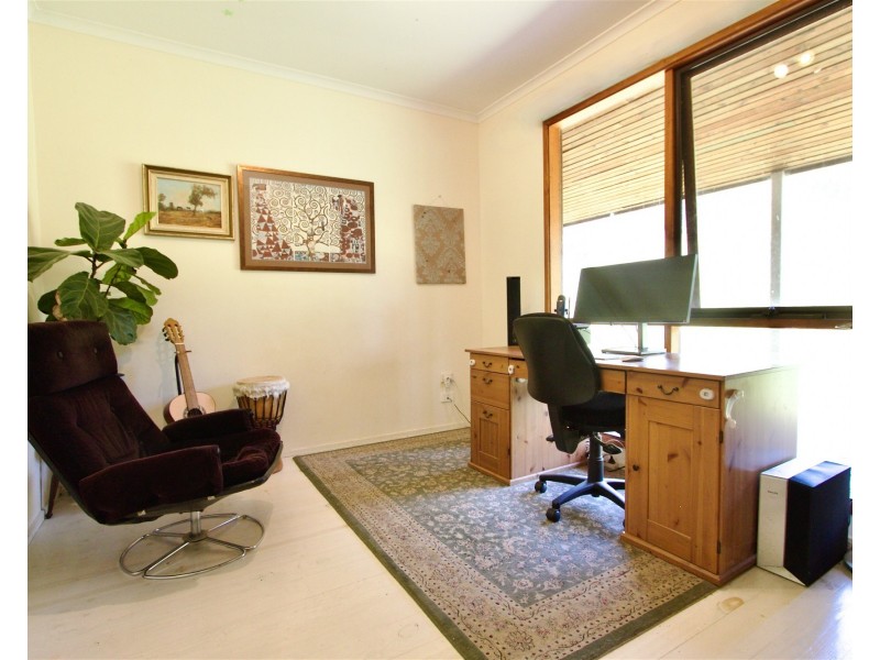 203 Ainsworth Avenue, Chum Creek VIC 3777