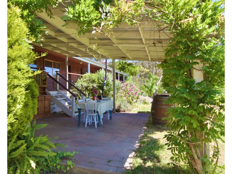 203 Ainsworth Avenue, Chum Creek VIC 3777