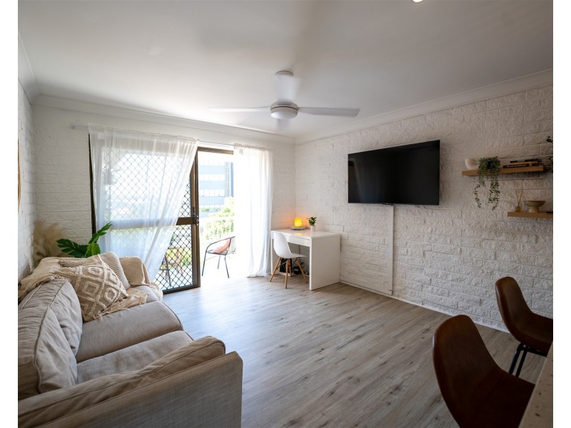 33/1374 GOLD COAST HIGHWAY, Palm Beach QLD 4221