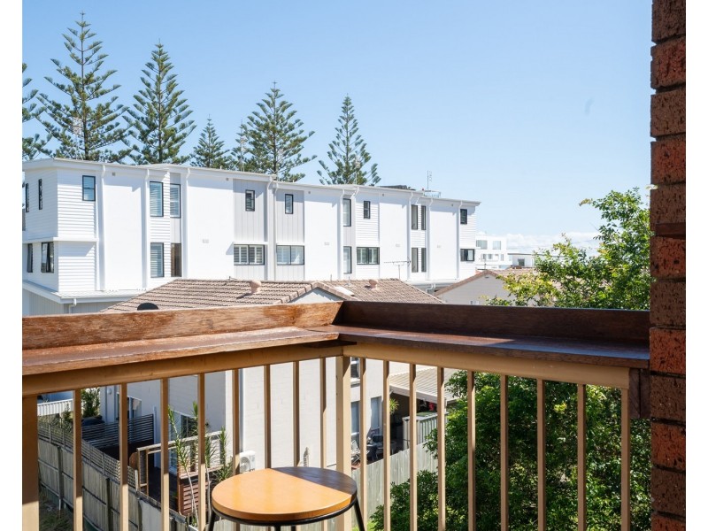 33/1374 GOLD COAST HIGHWAY, Palm Beach QLD 4221