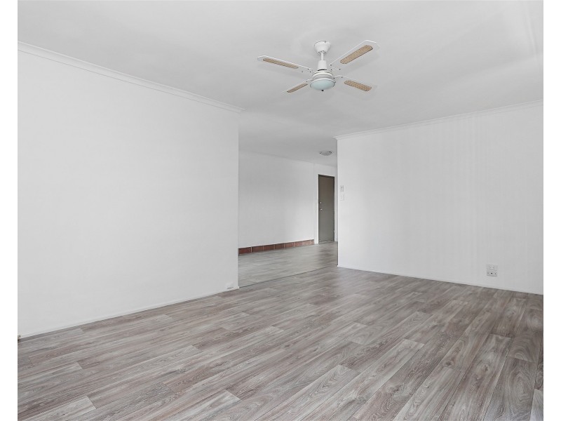 1/44 Defiance Road, Logan Central QLD 4114