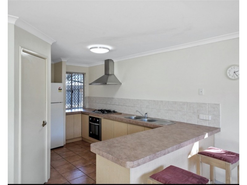 1/18 Stannard St, St James WA 6102