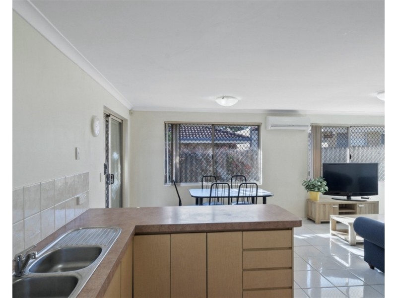 1/18 Stannard St, St James WA 6102