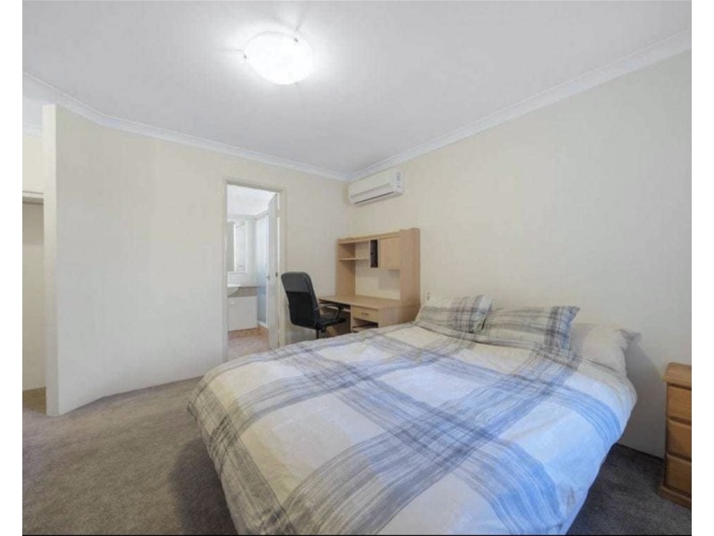 1/18 Stannard St, St James WA 6102