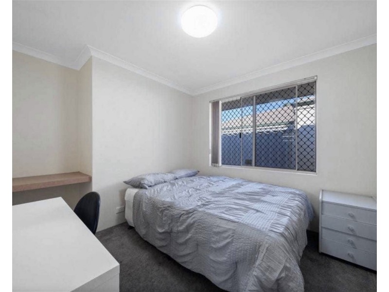 1/18 Stannard St, St James WA 6102