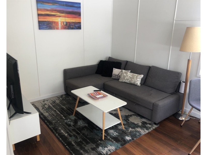 22 Mahia terrace, Kings Beach QLD 4551