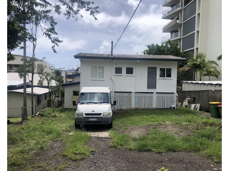 22 Mahia terrace, Kings Beach QLD 4551