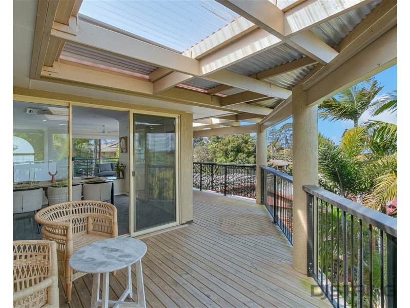 64 Oyster Point Road, Banora Point NSW 2486