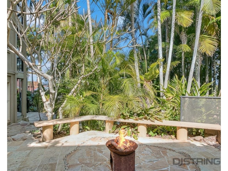 64 Oyster Point Road, Banora Point NSW 2486