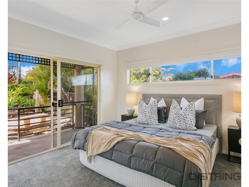 64 Oyster Point Road, Banora Point NSW 2486