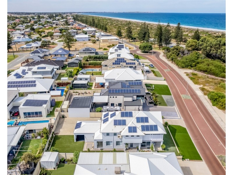 126 Foreshore Drive, Singleton WA 6175