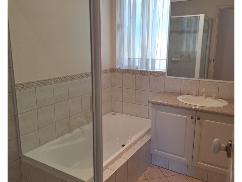 8/23 Shackleton Avenue, Hillarys WA 6025