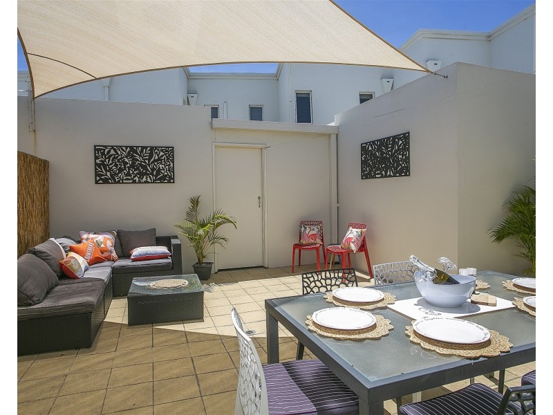 3/18  Brisbane Street, Perth WA 6000