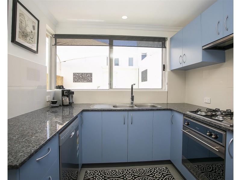 3/18  Brisbane Street, Perth WA 6000