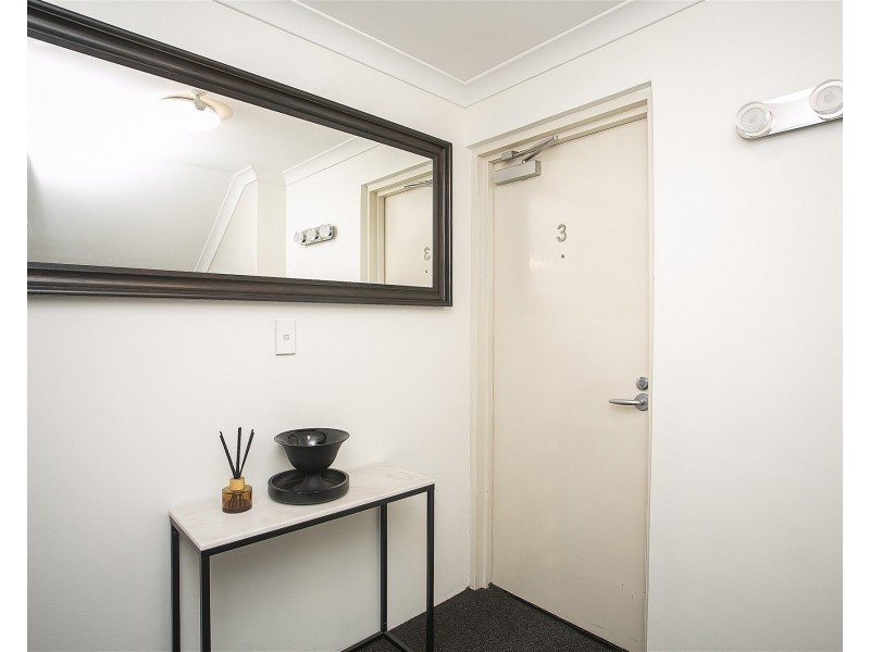 3/18  Brisbane Street, Perth WA 6000