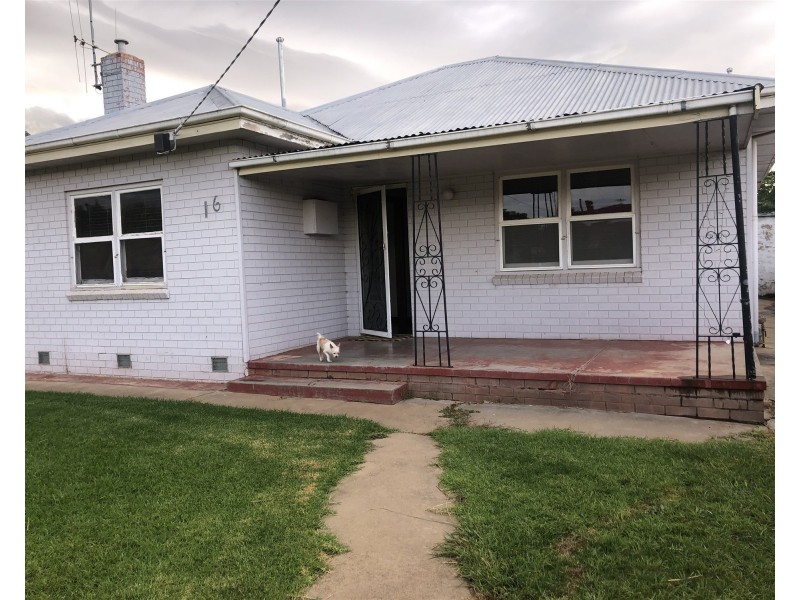 16 field st, Shepparton VIC 3630