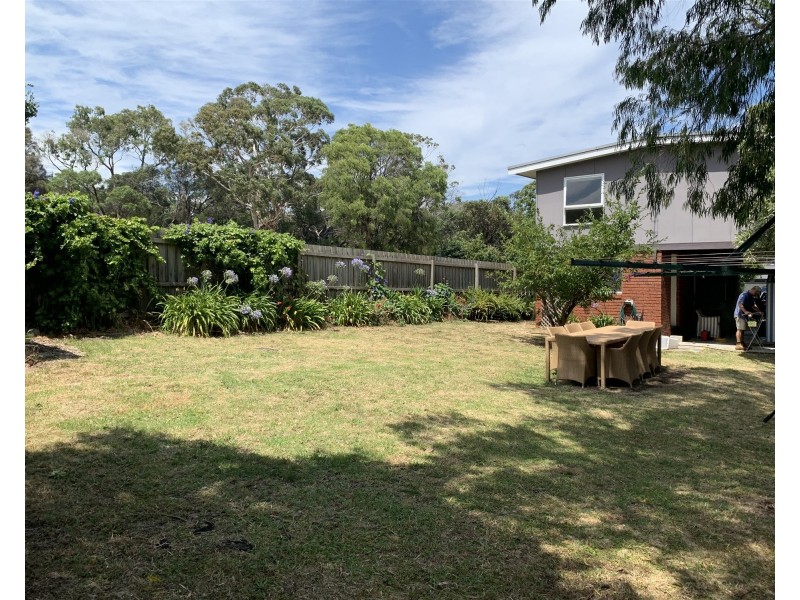 41 Foothills Avenue, Mccrae VIC 3938