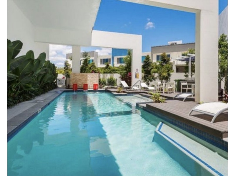 702/43 Harbour Town Drive, Biggera Waters QLD 4216