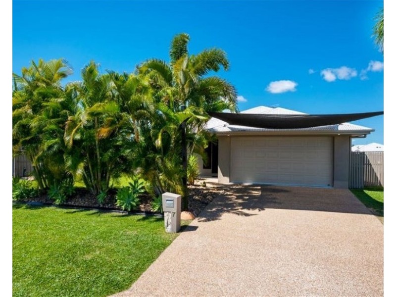 7 Fontwell Court, Mount Low QLD 4818