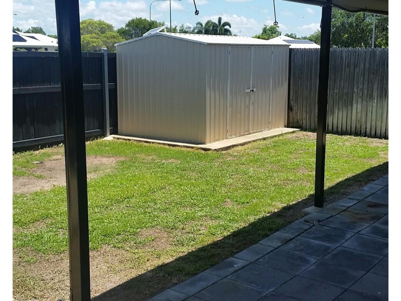 7 Fontwell Court, Mount Low QLD 4818