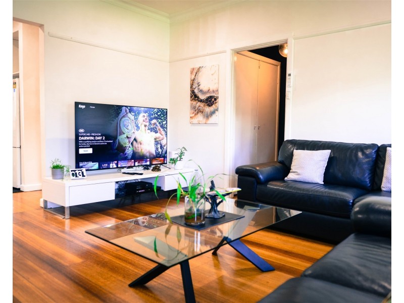 571 Pascoe Vale Rd, Oak Park VIC 3046