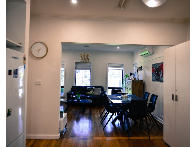 571 Pascoe Vale Rd, Oak Park VIC 3046