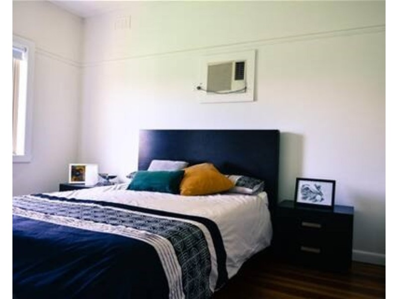 571 Pascoe Vale Rd, Oak Park VIC 3046