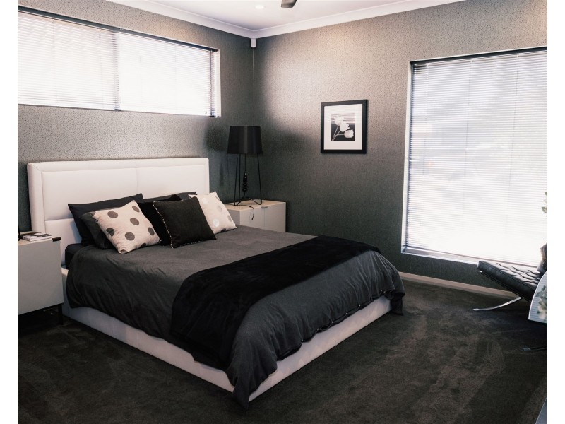 29 Crimson Boulevard, Forrestfield WA 6058