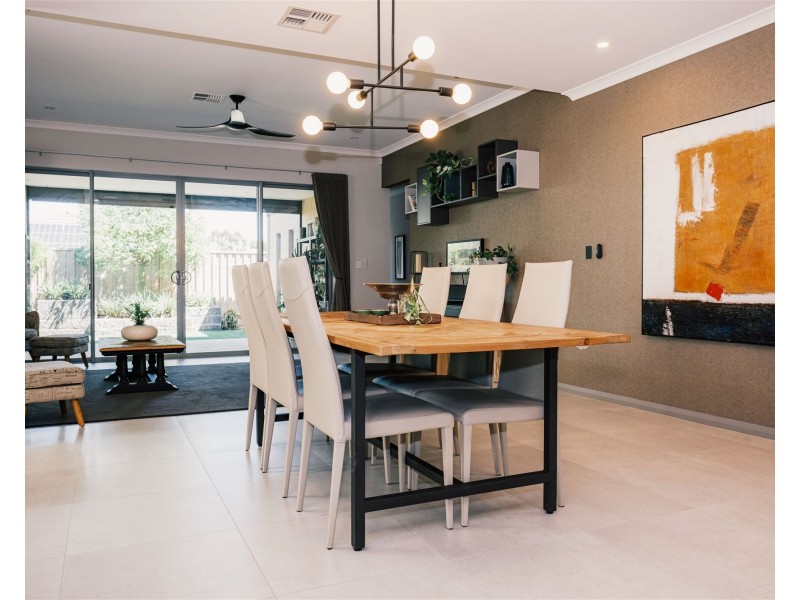 29 Crimson Boulevard, Forrestfield WA 6058