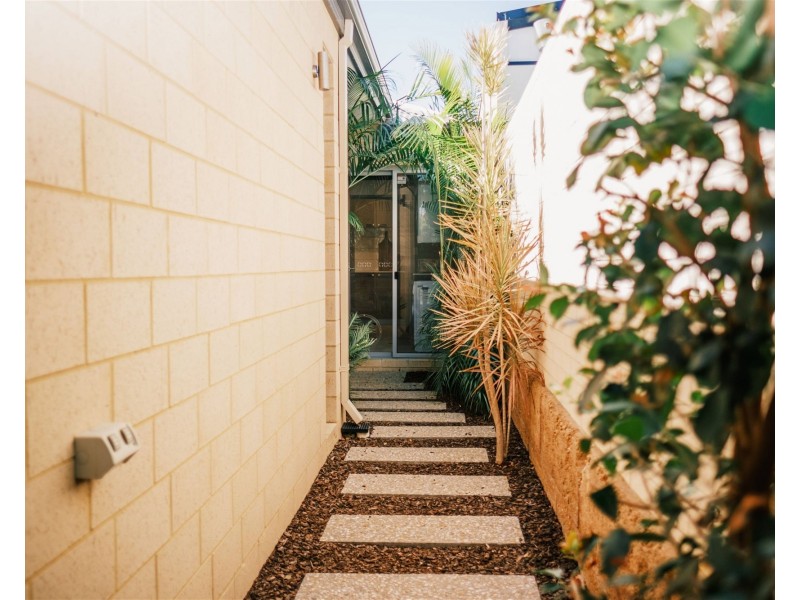 29 Crimson Boulevard, Forrestfield WA 6058