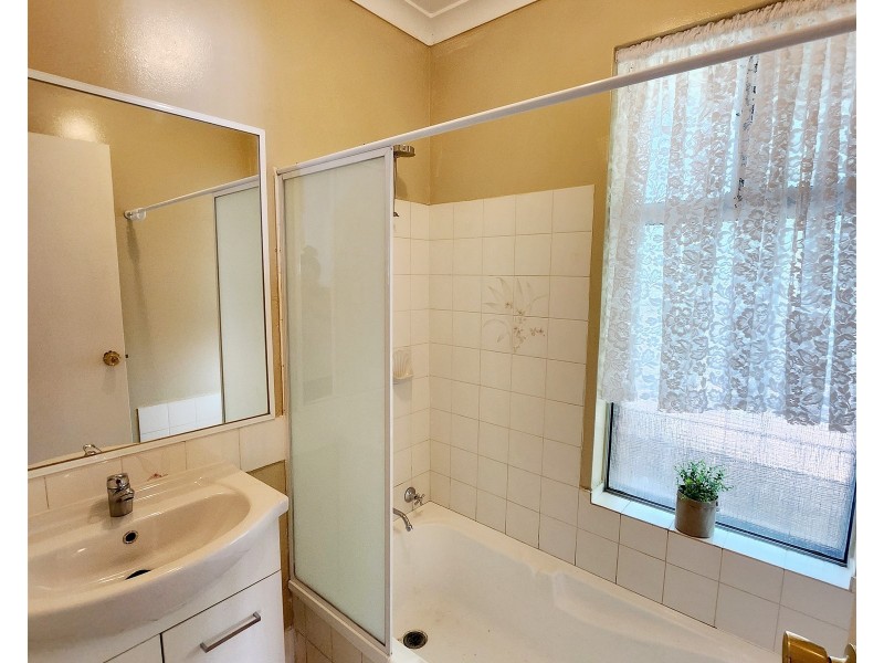 12 Wills Court, Cooloongup WA 6168