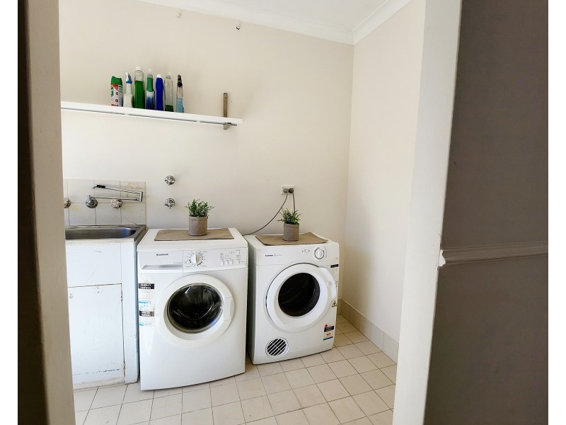 12 Wills Court, Cooloongup WA 6168