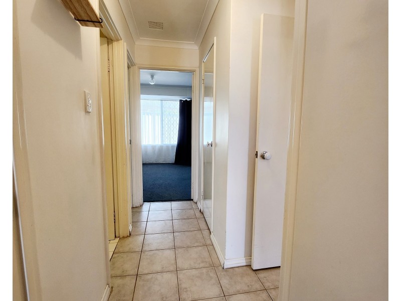 12 Wills Court, Cooloongup WA 6168