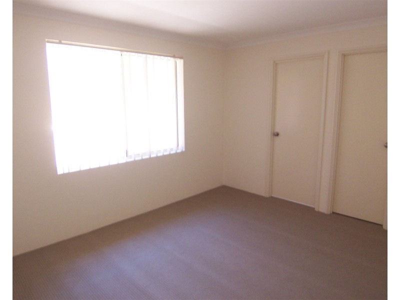 C/18 Hill View Terrace, St James WA 6102