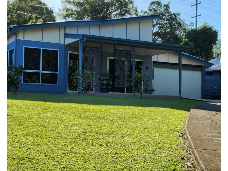 9 Greenhaven Close, Burnside QLD 4560