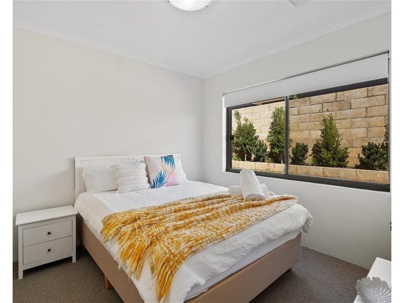 28 Endeavour Circle, Wannanup WA 6210