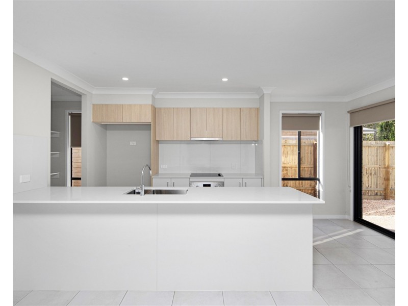 33 Rockfield Road, Doolandella QLD 4077