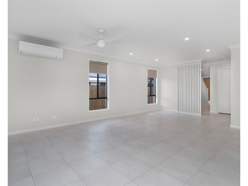 33 Rockfield Road, Doolandella QLD 4077