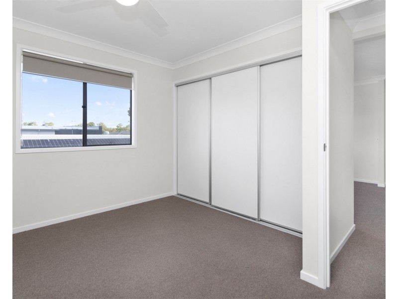 33 Rockfield Road, Doolandella QLD 4077