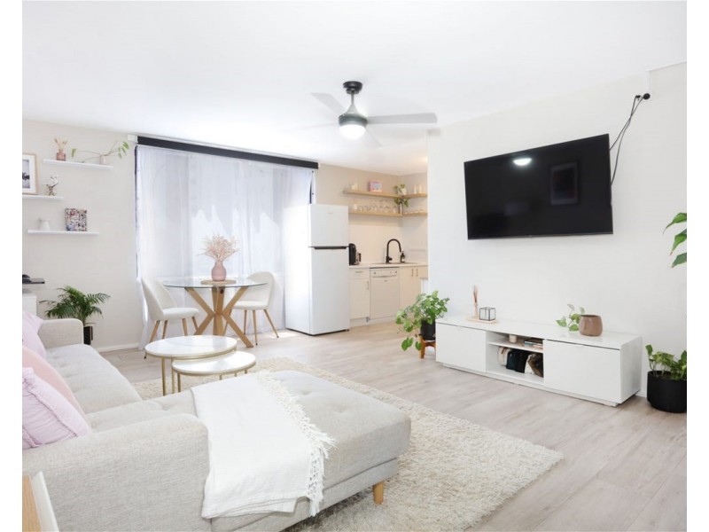 41/2877 Gold Coast Highway, Surfers Paradise QLD 4217