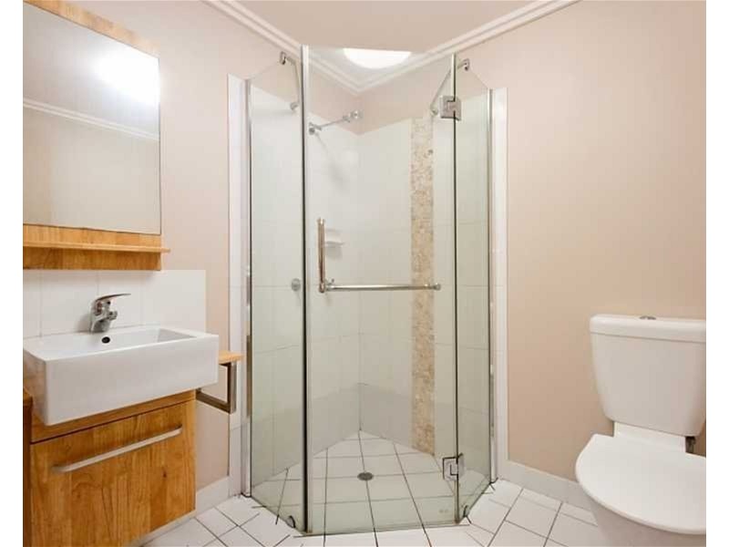 108/1-2 maytown close, Manoora QLD 4870