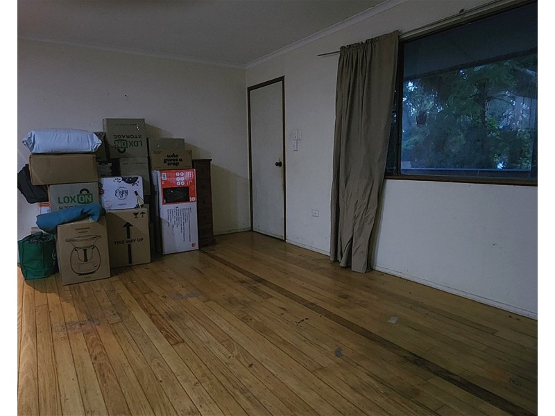 2 Pease Blossom Street, Coes Creek QLD 4560