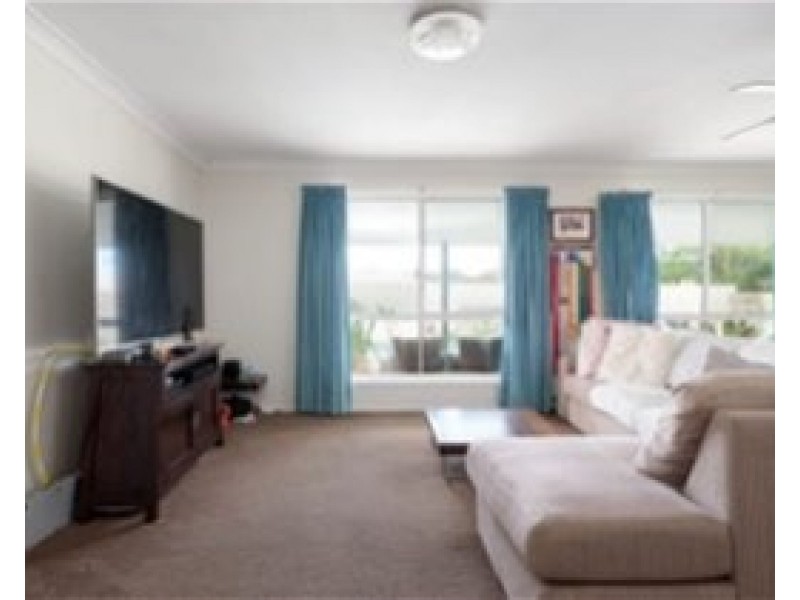 9 Sterling Castle Road, Tin Can Bay QLD 4580