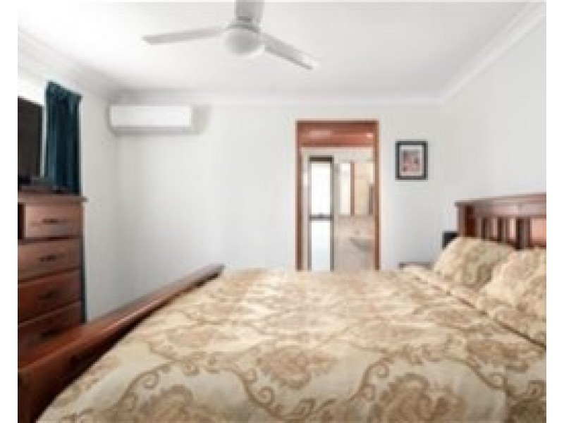 9 Sterling Castle Road, Tin Can Bay QLD 4580